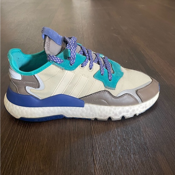 adidas Other - Adidas size 8 1/2